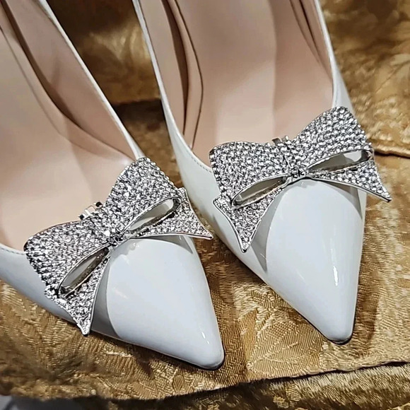 Glitter me is a one-of-a-kind unique Tiara bundle. - Picture 7 of 17